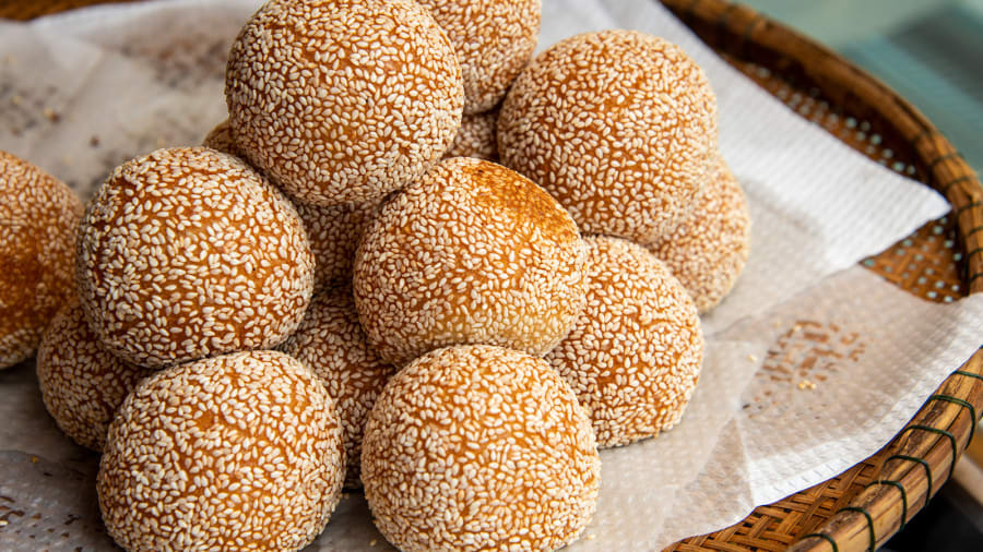 Bánh Cam Việt Nam Lọt Top 10 Món Rán Ngon Nhất Thế Giới