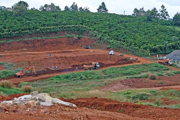 San lấp đồi núi, phân lô, bán nền: Thủ tướng chỉ thị xử lý nghiêm
