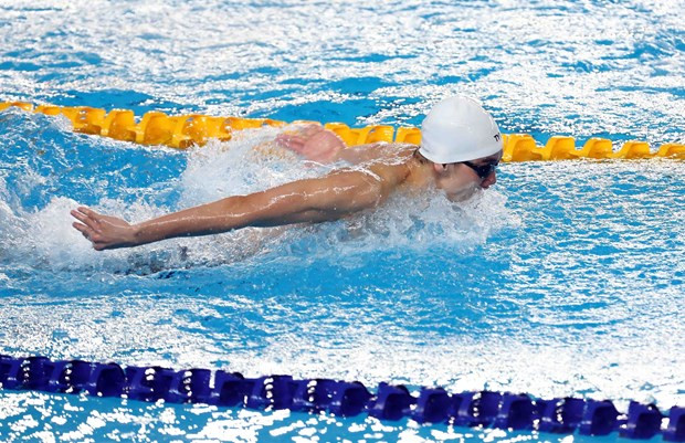 SEA Games 31: Swimmer Nguyen Huy Hoang shines with two more golds for Vietnam on May 19 hinh anh 1