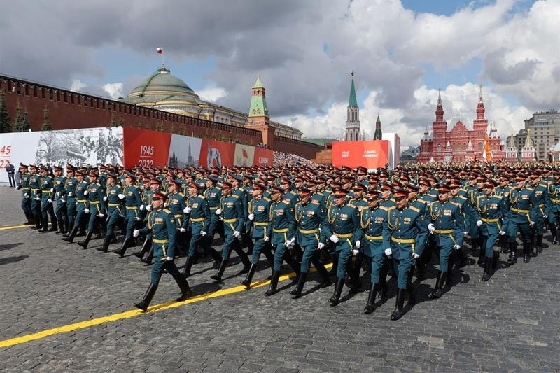 Moscow tính cho người trên 40 tuổi nhập ngũ, Canada áp thêm cấm vận giới tài phiệt Nga