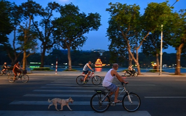 Pets banned on Hanoi pedestrian street