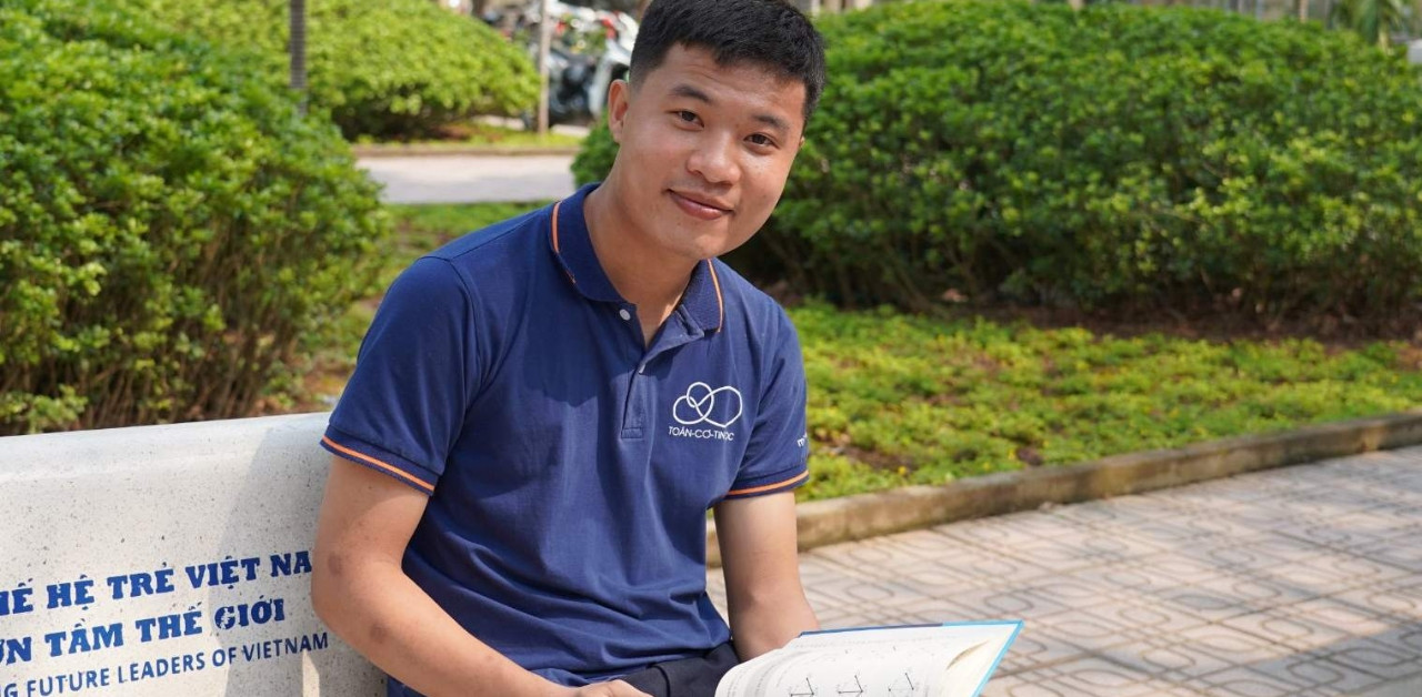 9X Ha Tinh won a PhD scholarship to a top school in the US