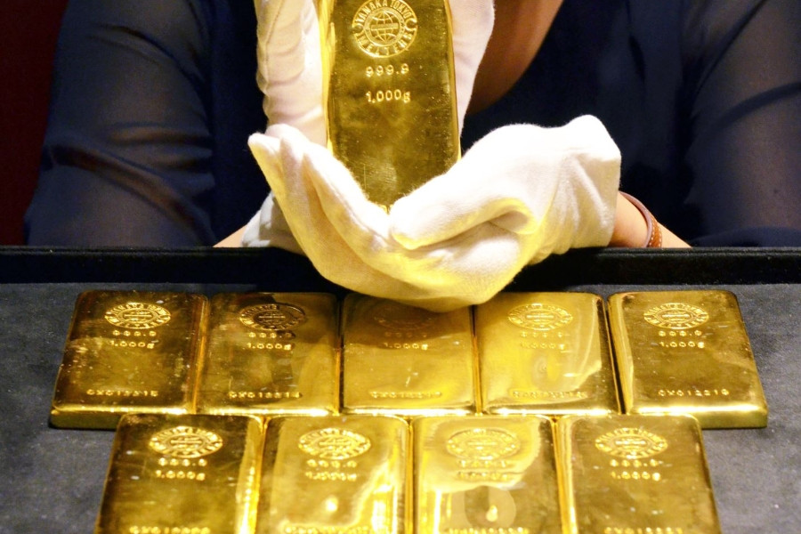 USD tăng nhẹ, giá vàng khó đoán: Nhà đầu tư bất an