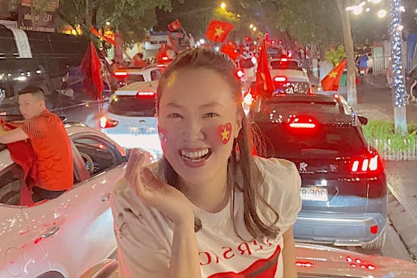 Sao Việt vỡ òa khi bóng đá nam vô địch SEA Games 31
