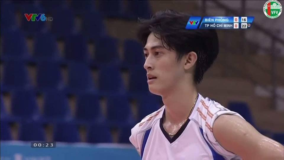 Hot boy volleyball 1m90 high makes female fans fall in love - 3