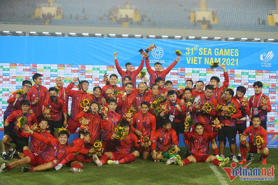 U23 Việt Nam nhận thưởng nóng hơn 3 tỷ đồng