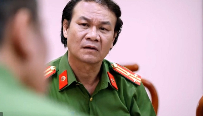 ‘Bão ngầm’ khiên cưỡng, gượng gạo, không đúng thực tế