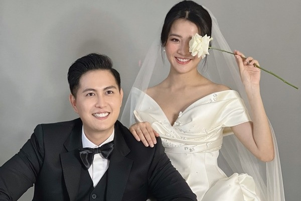 Ảnh cưới ngọt ngào của 'Tiểu tam' Karen Nguyễn bên chồng doanh nhân