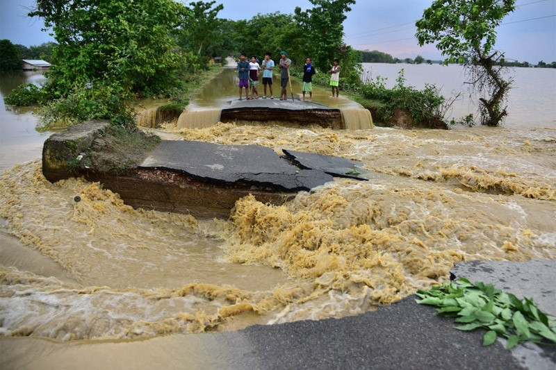 Horrible floods sweep northeastern India