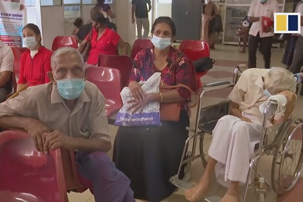 Sắp cạn kiệt thuốc men, nhiều bệnh nhân Sri Lanka phải đối mặt với 