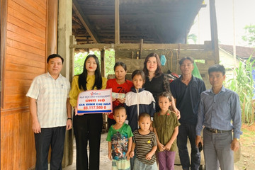 Mẹ ốm liệt giường, 5 đứa trẻ ở Hà Tĩnh được ủng hộ hơn 65 triệu đồng