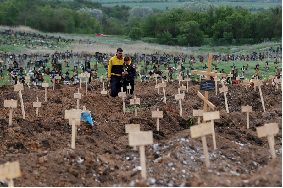 Ukraine phát hiện 200 thi thể trong một tầng hầm ở Mariupol