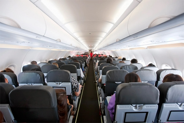Is monkeypox contagious on planes?