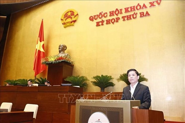 Trans-Vietnam highway project lags two years behind schedule hinh anh 1