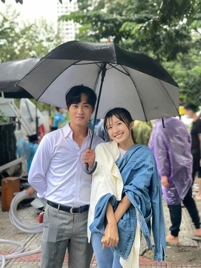 Khán giả đẩy thuyền cho cặp đôi chú cháu Phong-Vân ở ‘Thương ngày nắng về’ ảnh 5