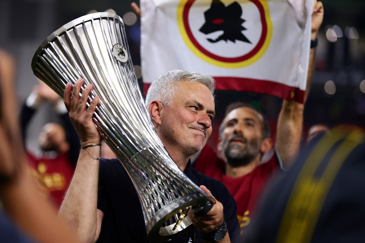 Chiến tích của AS Rome in đậm dấu ấn Mourinho