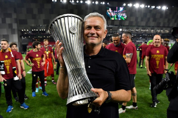 Roma vô địch Europa Conference League, HLV Mourinho đi vào lịch sử