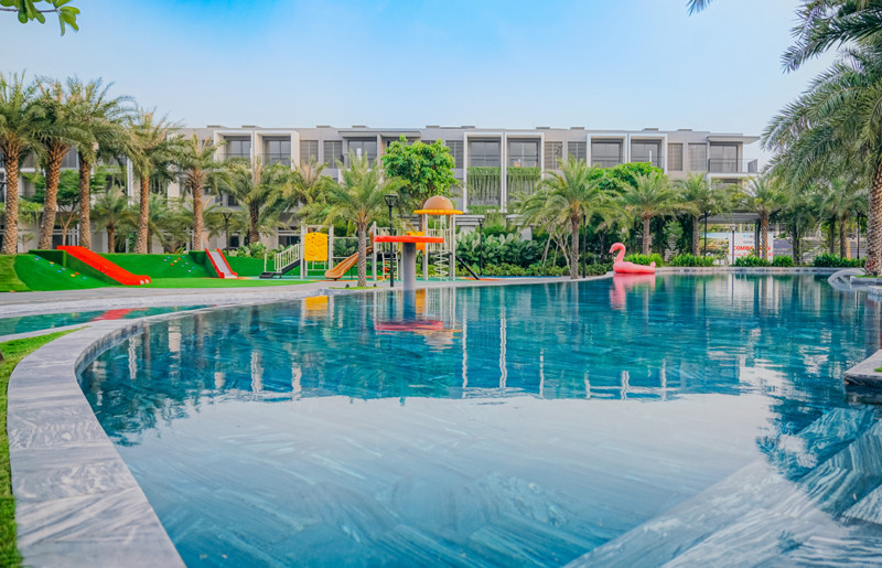 Ra mắt villa, nhà phố phong cách resort tại dự án khu biệt lập The Standard