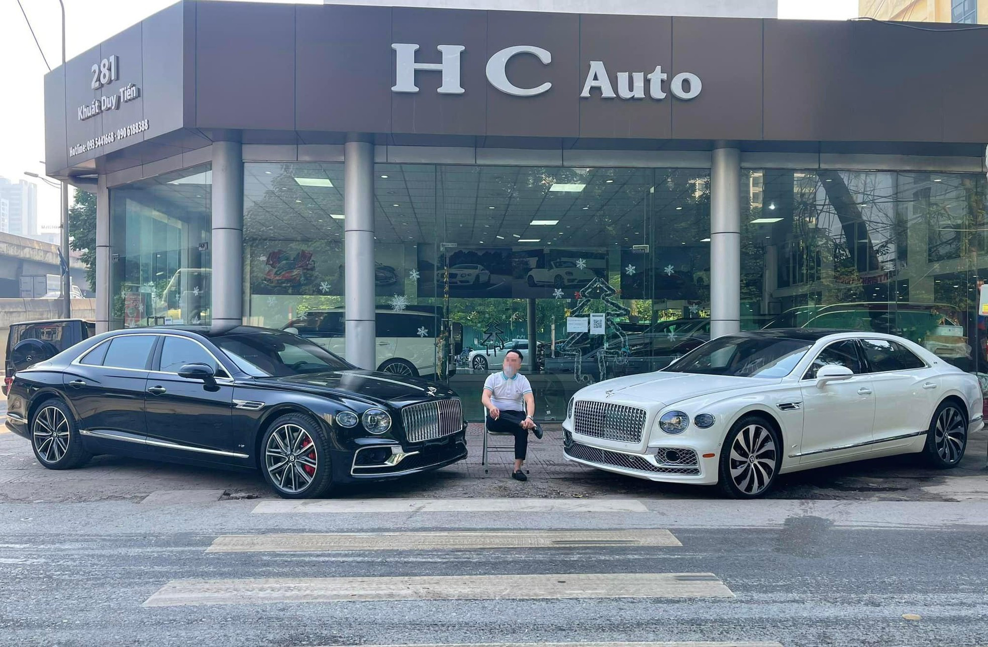 Kỳ lạ nhiều showroom bán siêu xe biếu tặng trống trơn ảnh 5