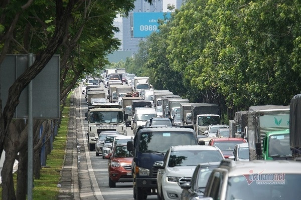 Foreign enterprises “cool” Vietnam’s traffic