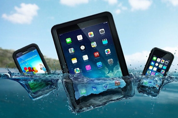 Is the iPad water resistant like the iPhone?