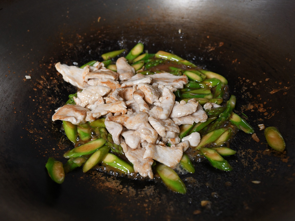 Mon thit ga xao mang tay de lam anh 5