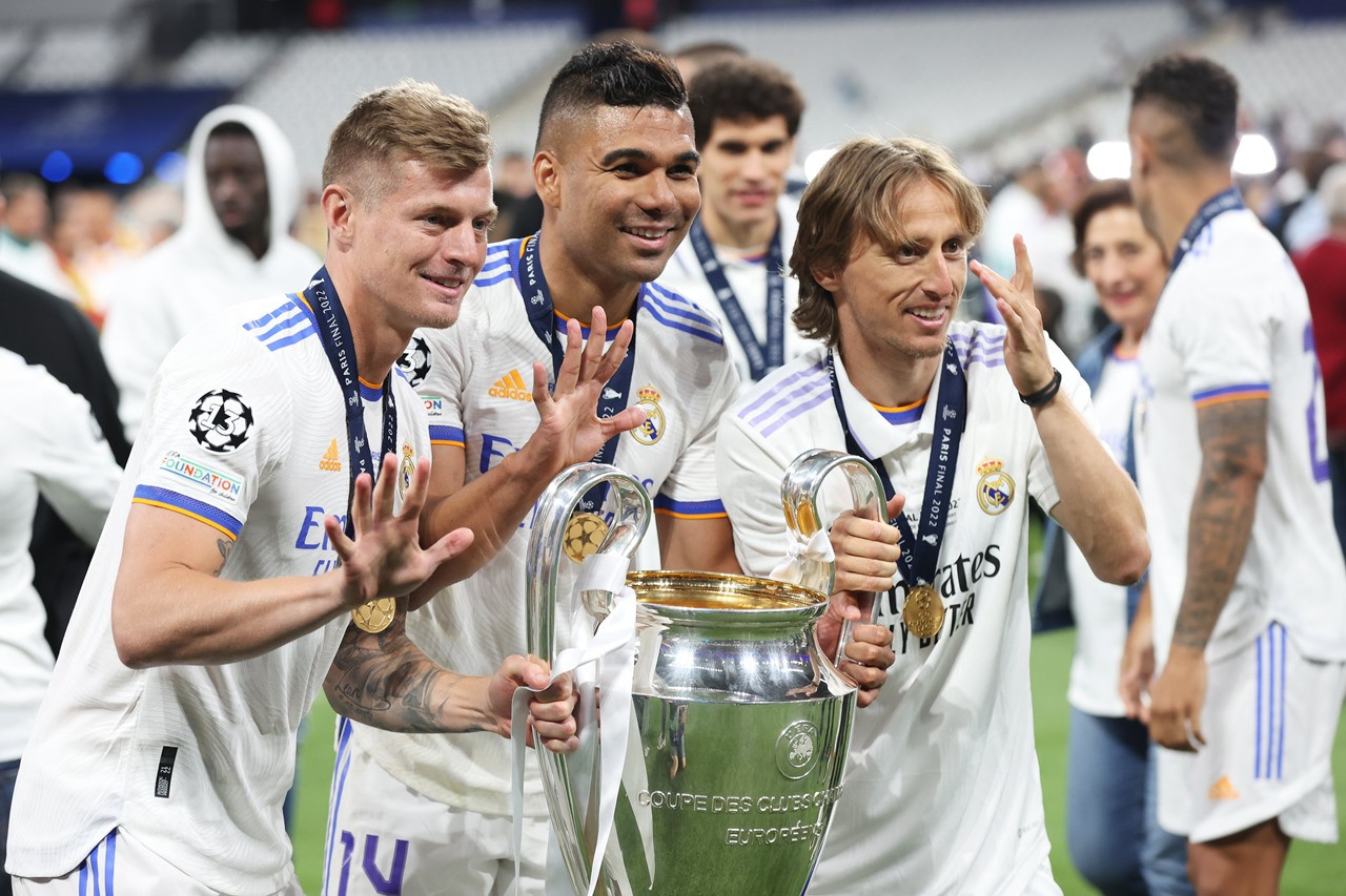 Bộ 3 tiền vệ Toni Kroos - Casemiro - Modric đóng góp lớn vào thành công của Los Blancos mùa này 