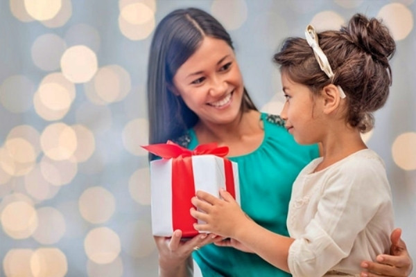 Những món quà đáng yêu dành tặng các bé ngày Quốc tế thiếu nhi