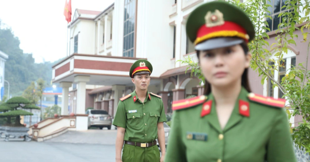 Đạo diễn 'Bão ngầm' tiết lộ hậu trường và cái kết phim không ngờ