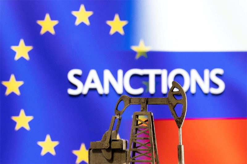 How does the new EU sanctions affect Russia?