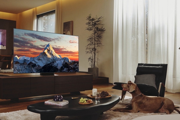 Samsung chinh phục thị trường TV cao cấp