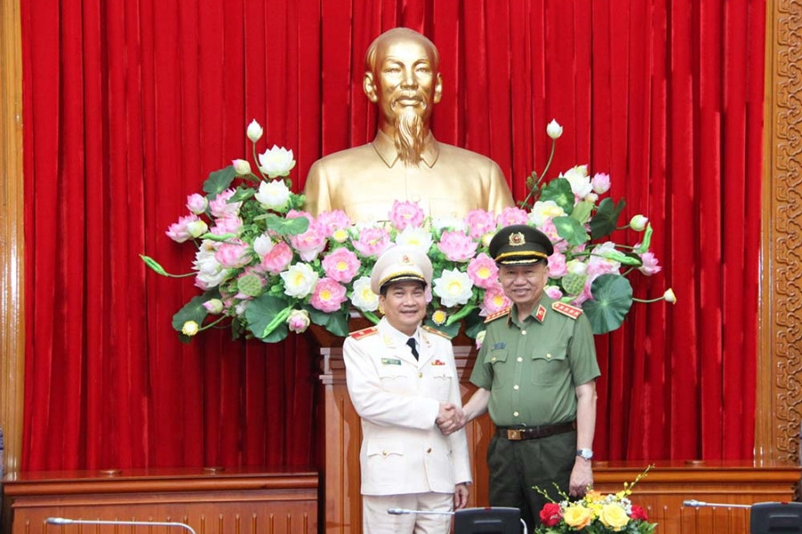 Thăng hàm Thiếu tướng cho Phó Giám đốc Công an TP.HCM Nguyễn Sỹ Quang