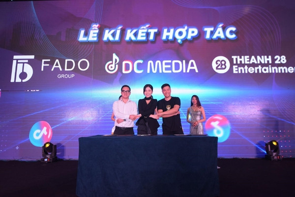 Fado Group, DC Media và Theanh28 ký kết hợp tác tại TikTok Blue Ocean 2022