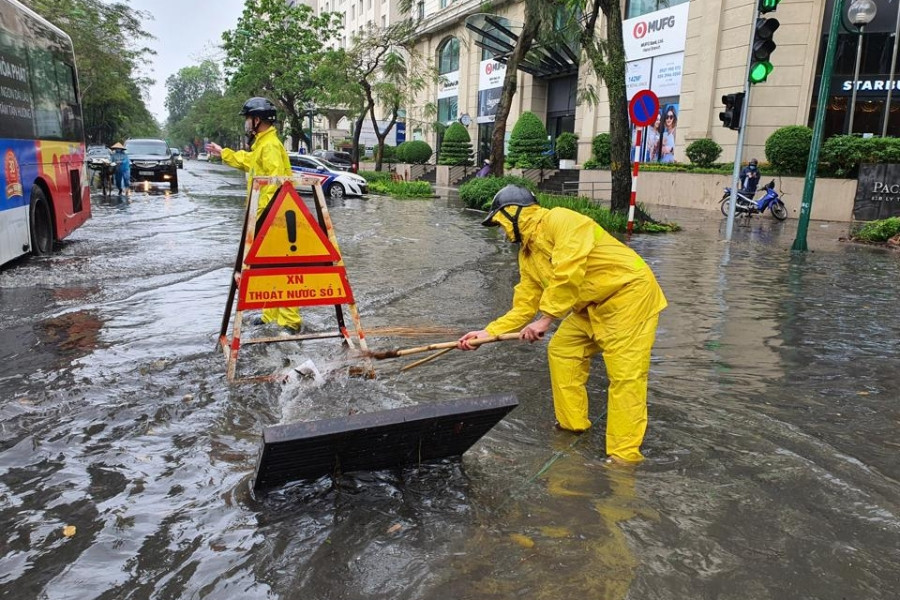 Nát hành lang thoát lũ, Hà Nội cần một cuộc 'đại phẫu'