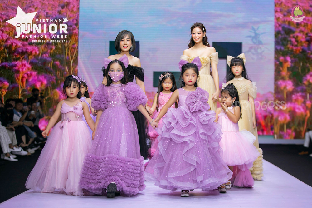 Tuyển chọn 999 mẫu váy công chúa cho be gái 7 tuổi ấn tượng nhất