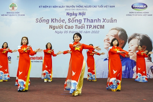 Vinamilk khởi động chuỗi ngày hội 'sống khỏe, sống thanh xuân'