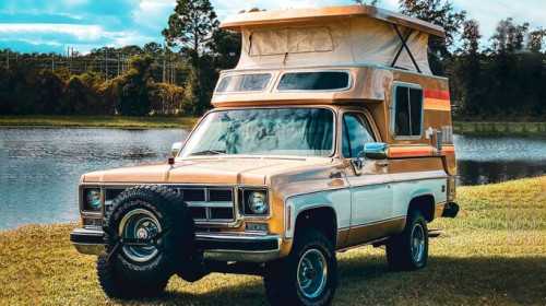 GMC Jimmy Casa Grande 1977 biến hình thành Mobihome cực đẹp