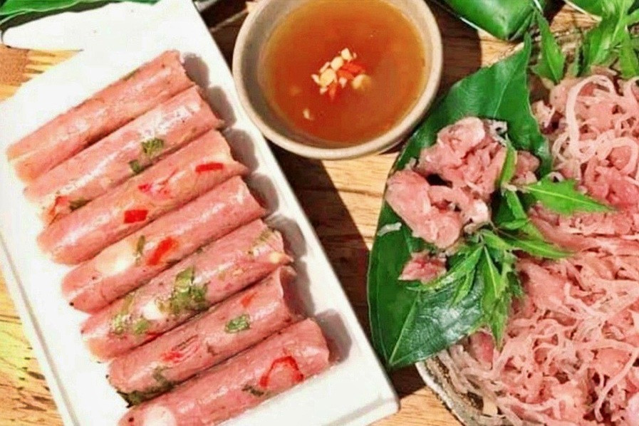 COMBO 1 HỘP NEM CHUA TỎI ỚT  1 HỘP NEM CHUA LỚN 24 CHIẾC NHƯ HÌNH   Lazadavn