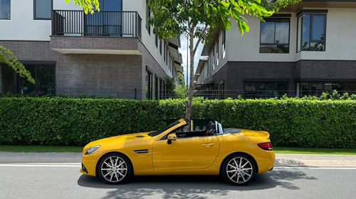 Ông Đặng Lê Nguyên Vũ chốt đơn hàng hiếm Mercedes-AMG SLC 43