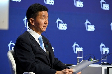 Bộ trưởng Quốc phòng Nhật Bản yêu cầu Trung Quốc 'tự kiềm chế' ở Biển Đông