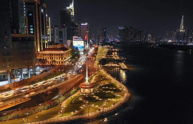 HCM City plans smart public lighting in central districts hinh anh 1