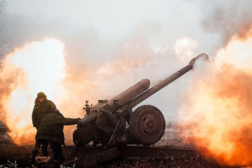 Nga pháo kích nhà máy nhiệt điện Ukraine, khả năng đối thoại Putin - Zelensky