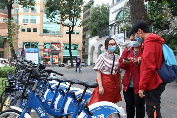 Public bicycles hoped to change travel habits in Hanoi hinh anh 1