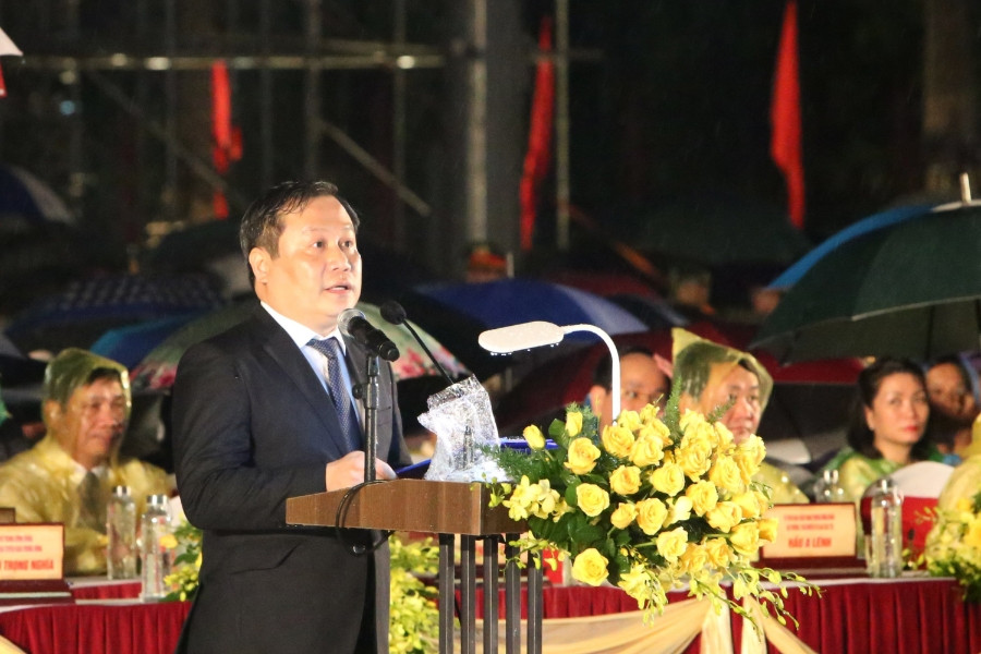 Bí thư Tỉnh ủy Vũ Đại Thắng phát biểu tại lễ kỷ niệm 65 năm Bác Hồ về thăm Quảng Bình