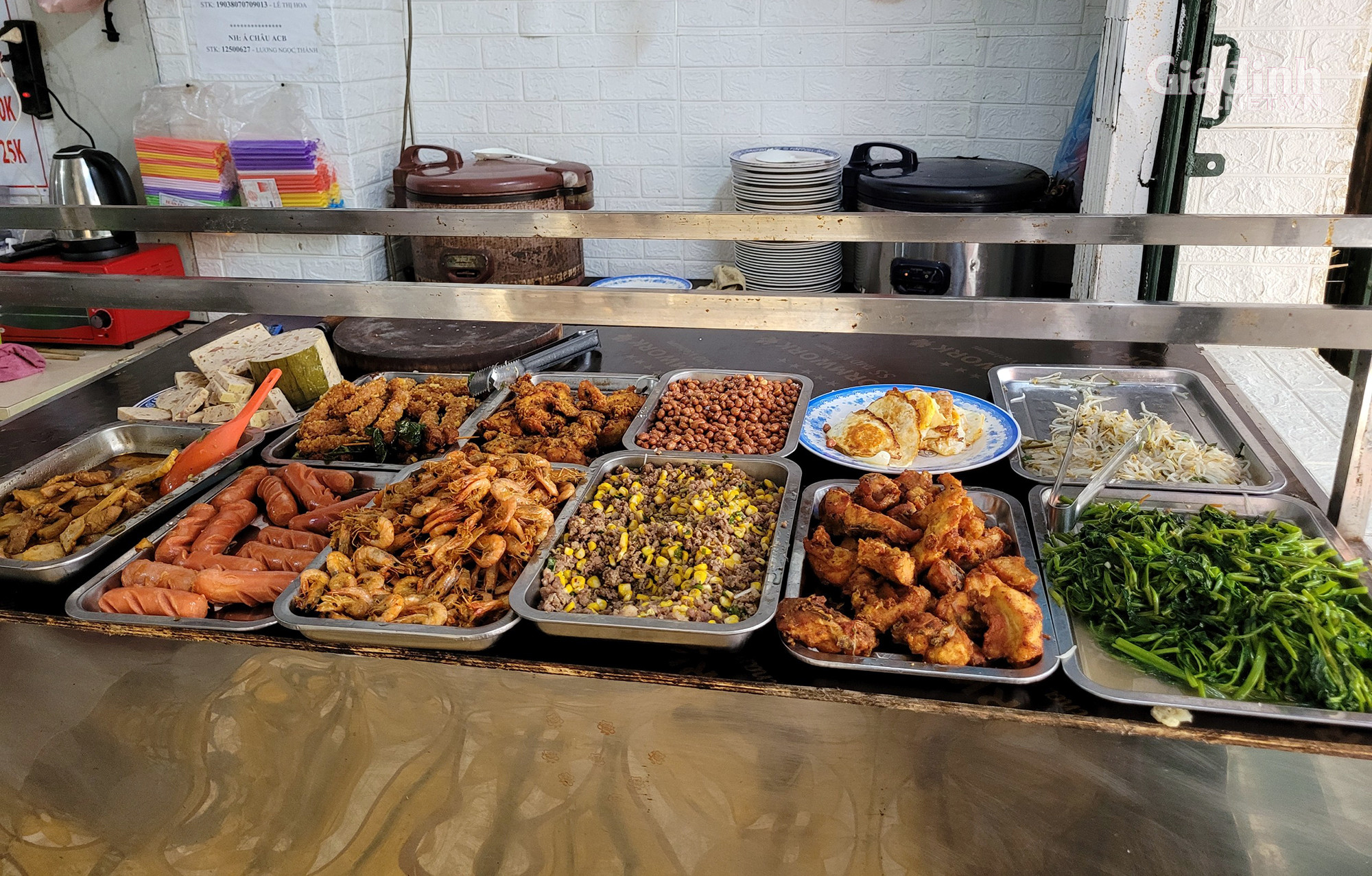 Quán cơm bình dân