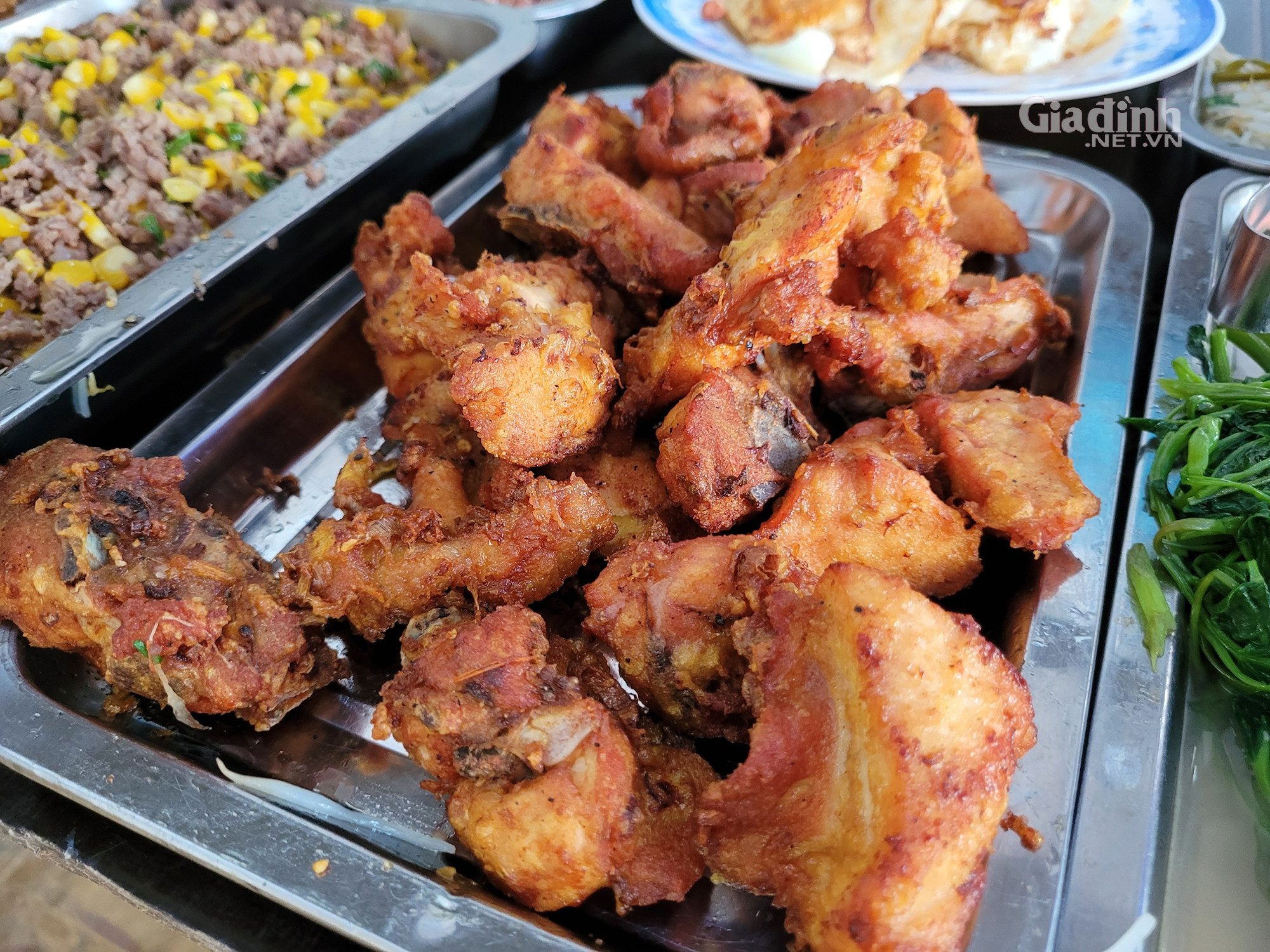 Quán cơm bình dân