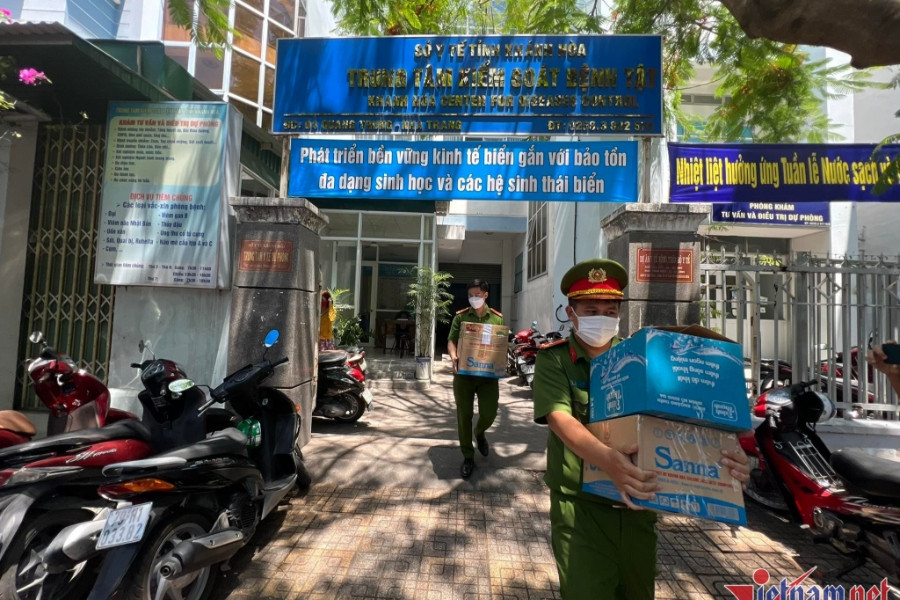 Giám đốc CDC Khánh Hòa bị khởi tố liên quan hoa hồng từ Việt Á