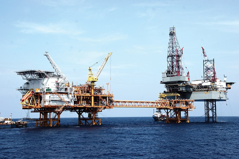 Uncertainty lingers on with global oil and gas investment