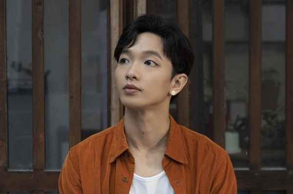 Hoàng Dũng hát nhạc tình trong vắt Trịnh Công Sơn viết về Dao Ánh