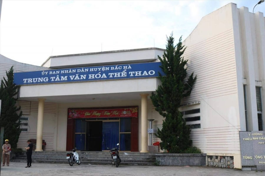 Một phóng viên tử vong khi xe lao vực ở Lào Cai